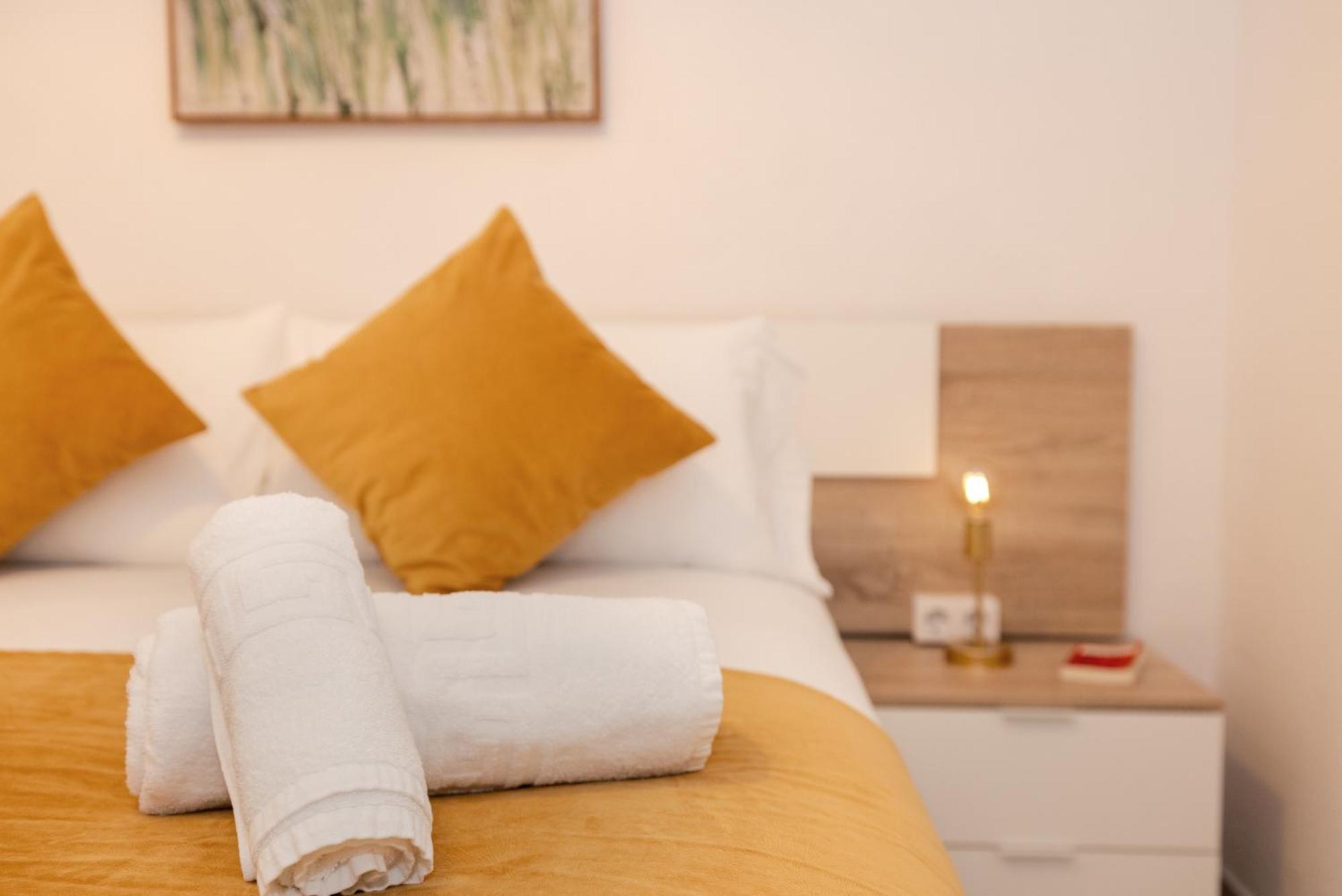 Apartamentos Trianasol Sevilla Kültér fotó