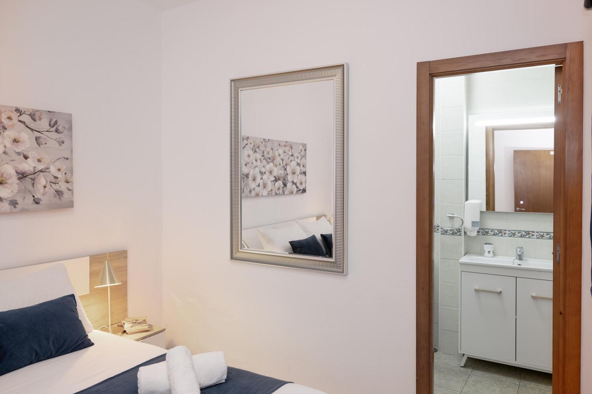 Apartamentos Trianasol Sevilla Kültér fotó