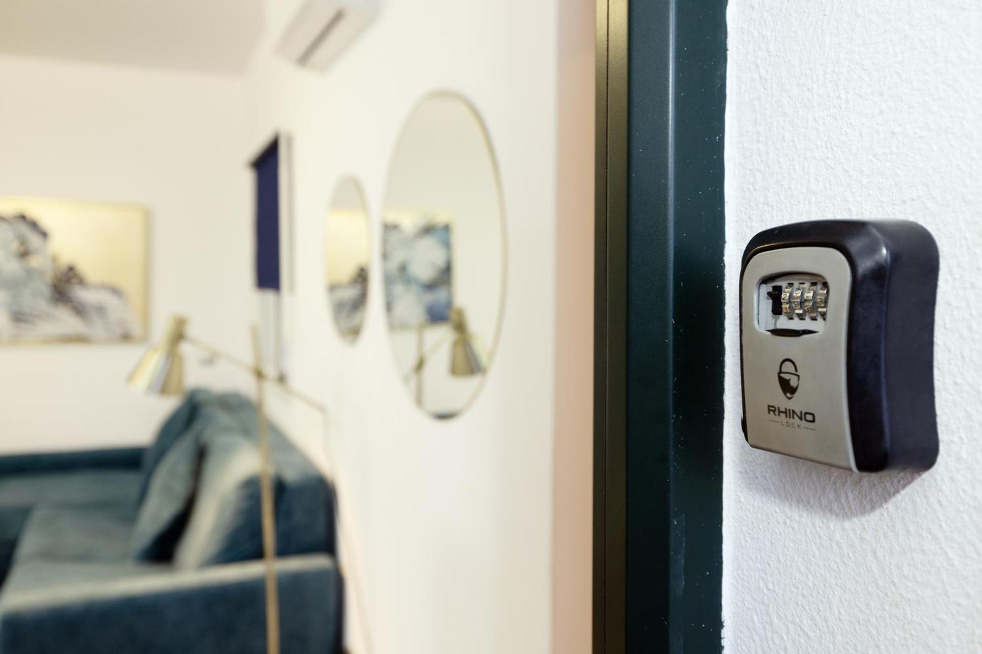 Apartamentos Trianasol Sevilla Kültér fotó